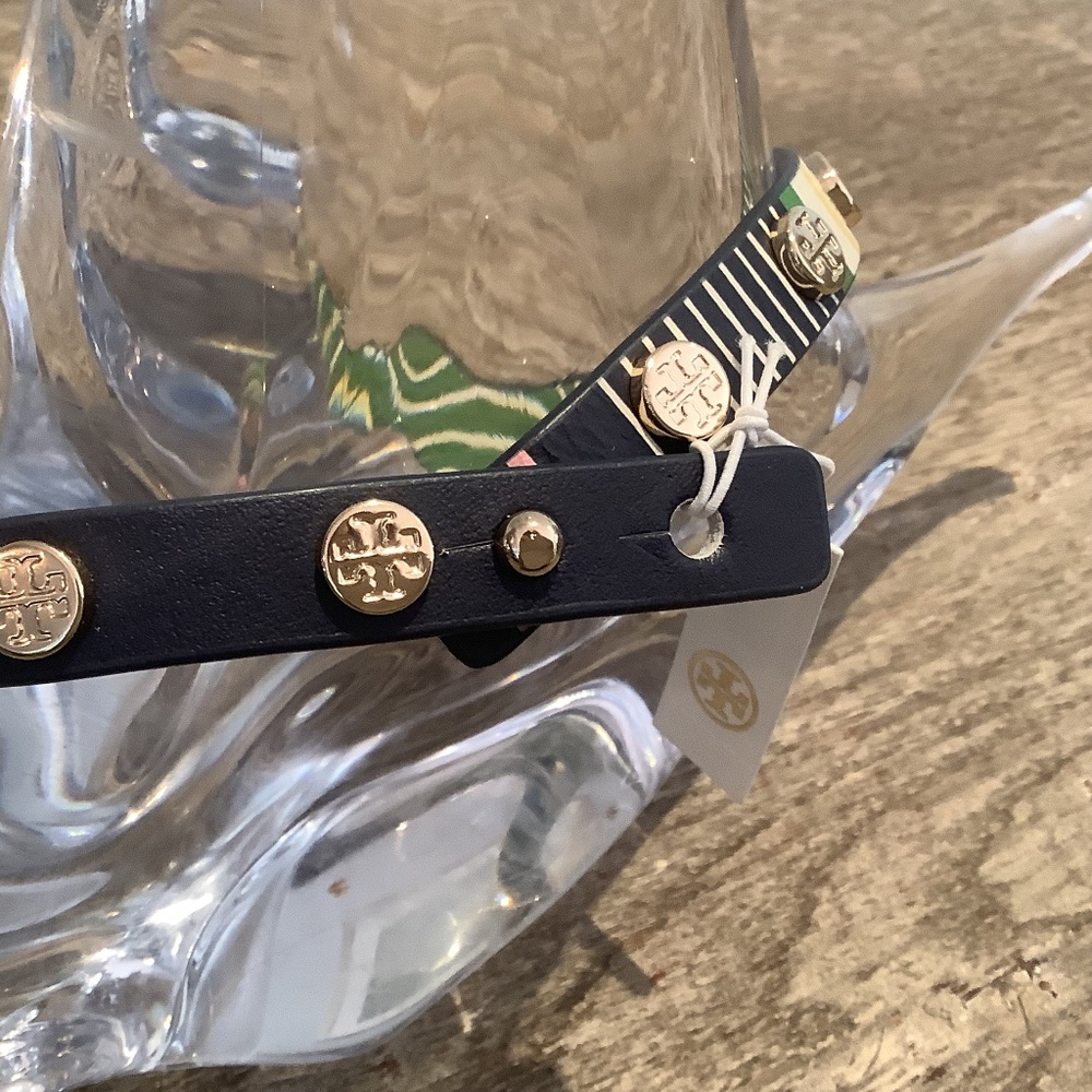 Tory Burch Double Wrap Logo Stud Bracelet - NWT - Picture 6 of 9